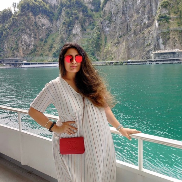 🔔POSH SHOW NOTIFICATION🔔 - Picture 4 of 4